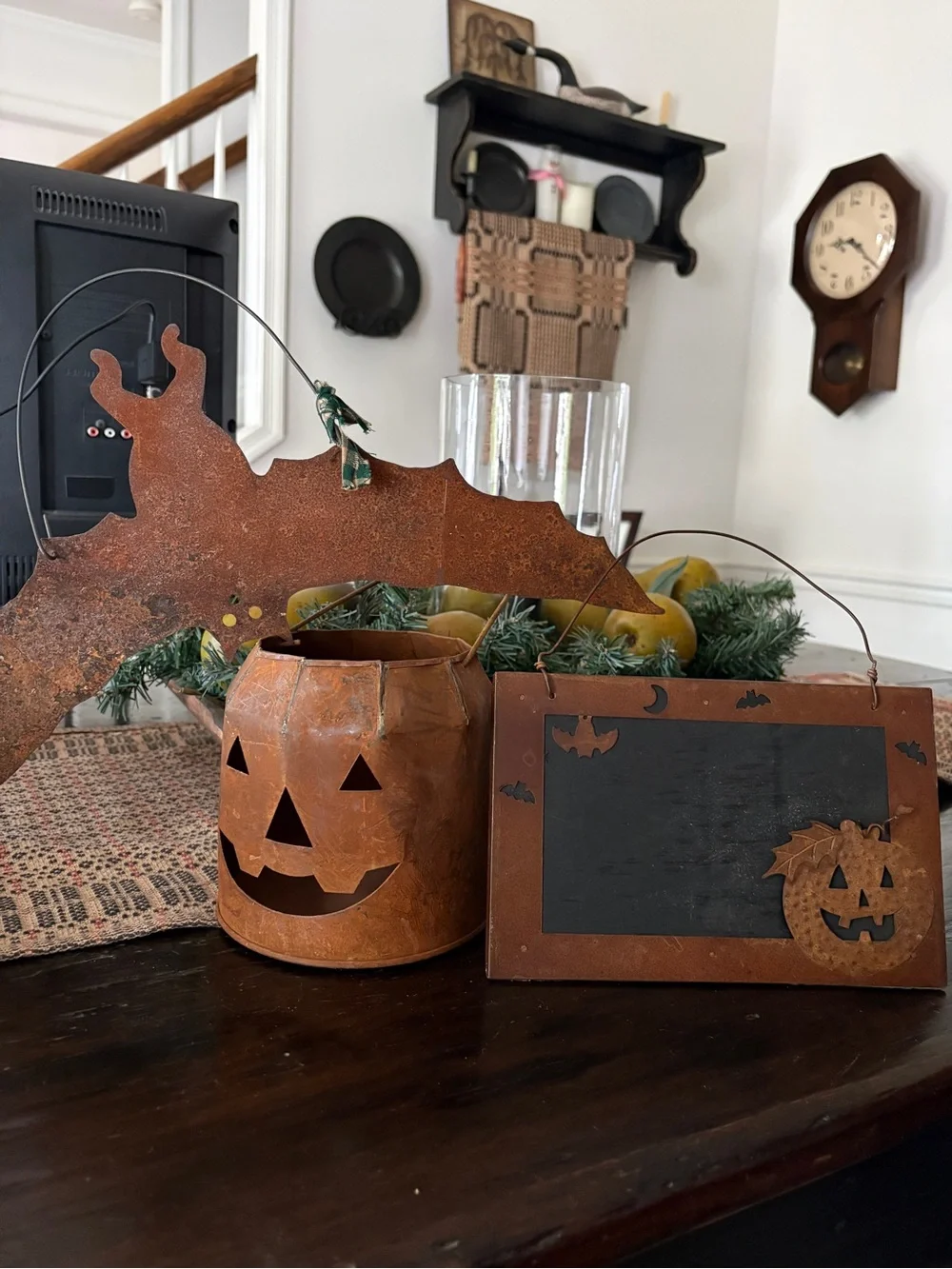 Rust-Finish Pumpkin Lantern & Chalkboard Set - Orange